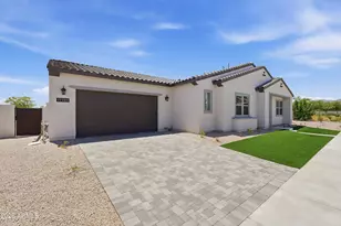 17789 W Crawfordsville Dr, Surprise, AZ 85388 - Photo 2