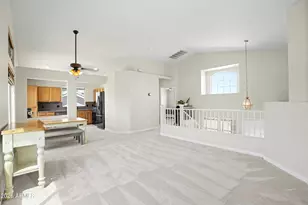 1017 W Leah Ln, Gilbert, AZ 85233 - Photo 14