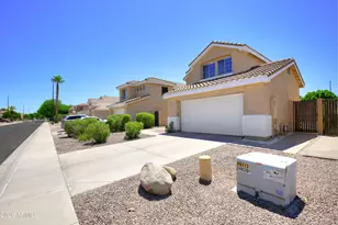 1017 W Leah Ln, Gilbert, AZ 85233 - Photo 6