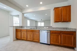 7126 W Bent Tree Dr, Peoria, AZ 85383 - Photo 4