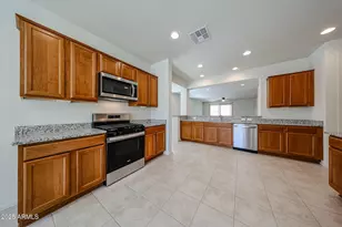 7126 W Bent Tree Dr, Peoria, AZ 85383 - Photo 2