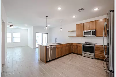 7931 W Frier Drive, Glendale, AZ 85303 - Photo 4