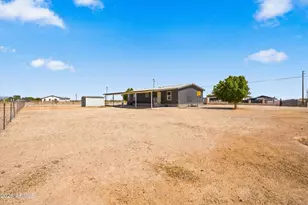36810 W Osborn Rd, Tonopah, AZ 85354 - Photo 26