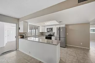 520 N Hobson Plaza, Mesa, AZ 85203 - Photo 18
