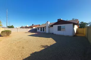 1626 W Beaubien Dr, Phoenix, AZ 85027 - Photo 20