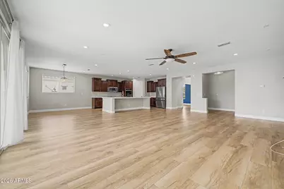 10723 E Deawalter Avenue, Mesa, AZ 85212 - Photo 8