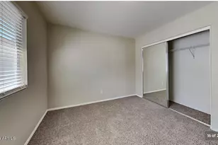 1515 E Sheraton Ln, Phoenix, AZ 85040 - Photo 16