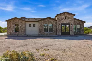 9072 S Krista Dr E, Goodyear, AZ 85338 - Photo 2
