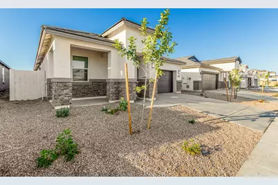 17824 W Vogel Avenue, Waddell, AZ 85355 - Photo 2