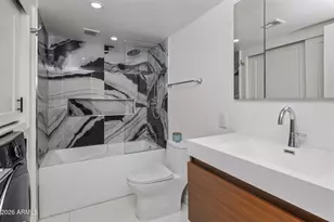 2323 N Central Ave, Phoenix, AZ 85004 - Photo 24