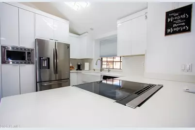5704 E Aire Libre Avenue #1104, Scottsdale, AZ 85254 - Photo 10