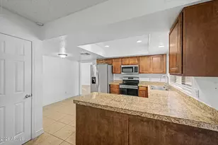 1831 W Evans Dr, Phoenix, AZ 85023 - Photo 16