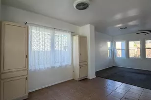 7245 S 41st Dr, Phoenix, AZ 85041 - Photo 8
