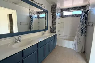 7245 S 41st Dr, Phoenix, AZ 85041 - Photo 22