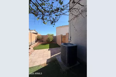 7245 S 41st Drive, Phoenix, AZ 85041 - Photo 32