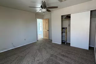 7245 S 41st Dr, Phoenix, AZ 85041 - Photo 14