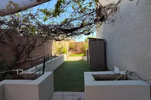 7245 S 41st Dr, Phoenix, AZ 85041 - Photo 30