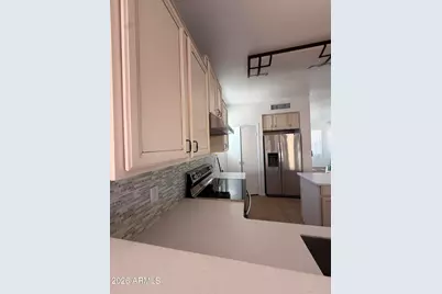 7245 S 41st Drive, Phoenix, AZ 85041 - Photo 34