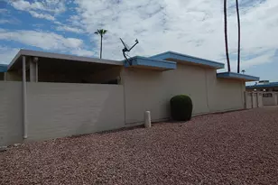 10978 W Coggins Dr, Sun City, AZ 85351 - Photo 2