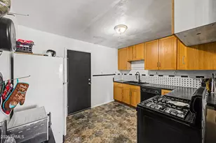 843 W Spray St, Superior, AZ 85173 - Photo 12
