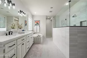 3449 E Lions St, Phoenix, AZ 85018 - Photo 10