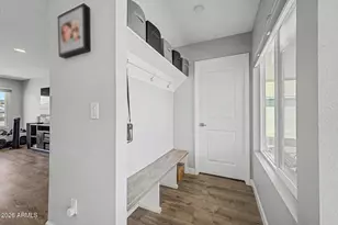 2357 W Betty Elyse Ln, Phoenix, AZ 85023 - Photo 12