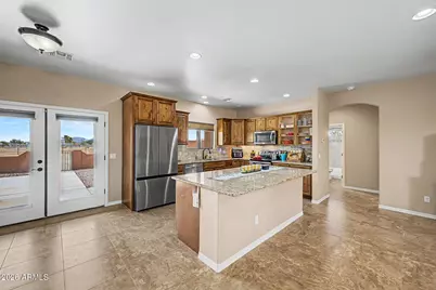 50087 W Julie Lane, Maricopa, AZ 85139 - Photo 12