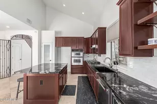 9661 E Glencove Cir, Mesa, AZ 85207 - Photo 12