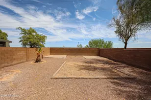 22557 N Davis Way, Maricopa, AZ 85138 - Photo 36