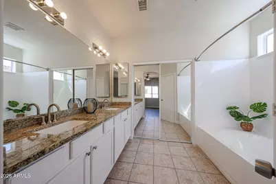 11800 W Virginia Avenue, Avondale, AZ 85392 - Photo 34