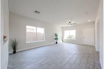 11800 W Virginia Avenue, Avondale, AZ 85392 - Photo 16