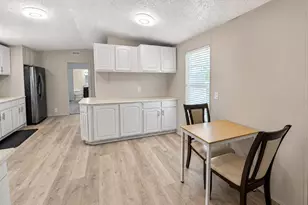 10810 N 91st Ave, Peoria, AZ 85345 - Photo 8
