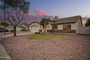 576 S Moorea Dr, Gilbert, AZ 85296 - Photo 4