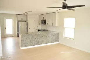 124 W Bobcat Pl, Casa Grande, AZ 85122 - Photo 2