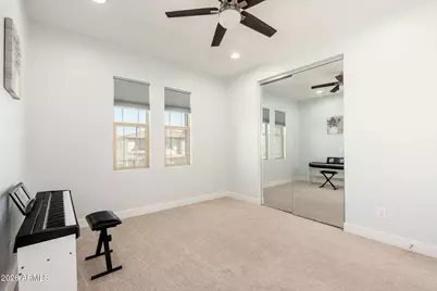 3413 E Crest Lane, Phoenix, AZ 85050 - Photo 32