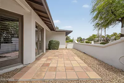 5402 E Laurel Lane, Scottsdale, AZ 85254 - Photo 8