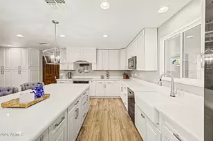 3109 N Gilbert Rd, Mesa, AZ 85203 - Photo 20