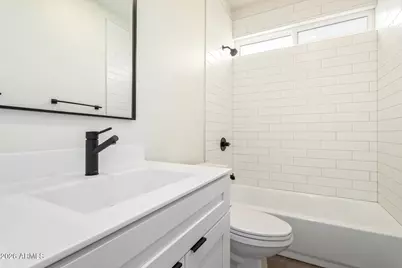 1402 E Pierce Street # A, Phoenix, AZ 85006 - Photo 6