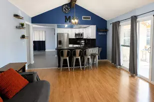 7839 W Canterbury Dr, Peoria, AZ 85345 - Photo 8
