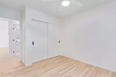 1402 E Pierce Street #MH, Phoenix, AZ 85006 - Photo 8