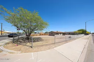 2810 E Roeser Rd, Phoenix, AZ 85040 - Photo 2