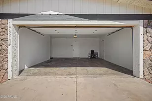 17621 N 18th Dr, Phoenix, AZ 85023 - Photo 32