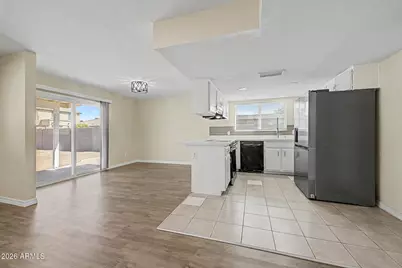 17621 N 18th Drive, Phoenix, AZ 85023 - Photo 10