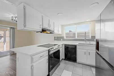 17621 N 18th Drive, Phoenix, AZ 85023 - Photo 14
