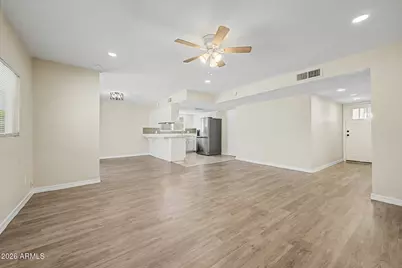 17621 N 18th Drive, Phoenix, AZ 85023 - Photo 8