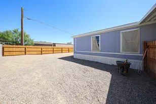 13814 W Stella Ln, Litchfield Park, AZ 85340 - Photo 38