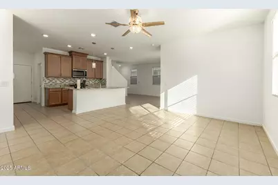 14161 W Voltaire Street, Surprise, AZ 85379 - Photo 4