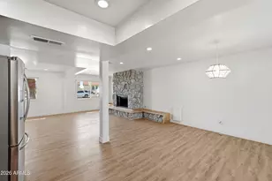 1 N Cottonwood Dr, Gilbert, AZ 85234 - Photo 8