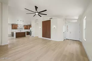 2123 E Rockwood Dr, Phoenix, AZ 85024 - Photo 10