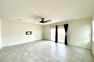18556 W Buckskin Trl, Wittmann, AZ 85361 - Photo 8